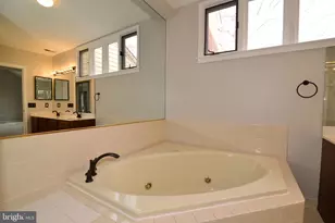 10200 Aspen Willow Dr, Fairfax, VA 22032 - Photo 31