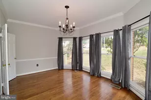 10200 Aspen Willow Dr, Fairfax, VA 22032 - Photo 17