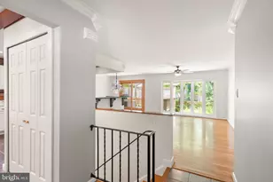 3231 Fair Woods Pkwy, Fairfax, VA 22030 - Photo 7