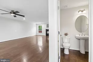 3961 Norton Pl, Fairfax, VA 22030 - Photo 43