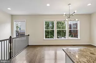 3961 Norton Pl, Fairfax, VA 22030 - Photo 7