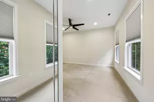 3961 Norton Pl, Fairfax, VA 22030 - Photo 27