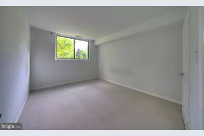 10725 W West Drive #303, Fairfax, VA 22030 - Photo 15