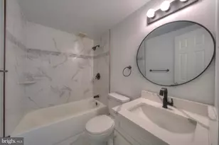 10725 West Dr, Fairfax, VA 22030 - Photo 19