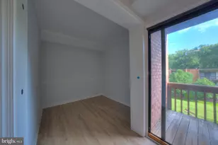 10725 West Dr, Fairfax, VA 22030 - Photo 5
