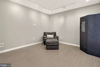 3957 Oak Street, Fairfax, VA 22030 - Photo 7