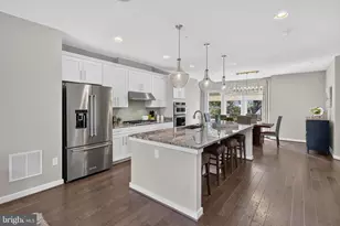 3957 Oak St, Fairfax, VA 22030 - Photo 19
