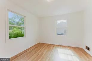 10914 Woodhaven Dr, Fairfax, VA 22030 - Photo 13