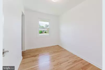 10914 Woodhaven Drive, Fairfax, VA 22030 - Photo 9