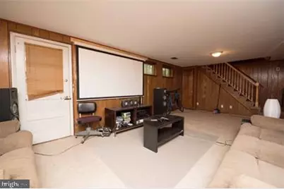 10505 Forest Avenue, Fairfax, VA 22030 - Photo 11