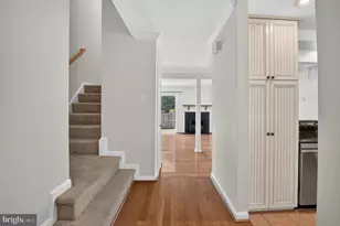10612 Railroad Ct, Fairfax, VA 22030 - Photo 5