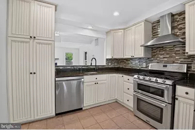 10612 Railroad Court, Fairfax, VA 22030 - Photo 17