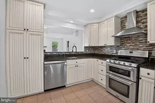 10612 Railroad Ct, Fairfax, VA 22030 - Photo 17