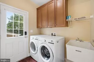 10802 Second St, Fairfax, VA 22030 - Photo 17