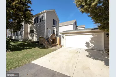 10802 Second Street, Fairfax, VA 22030 - Photo 3