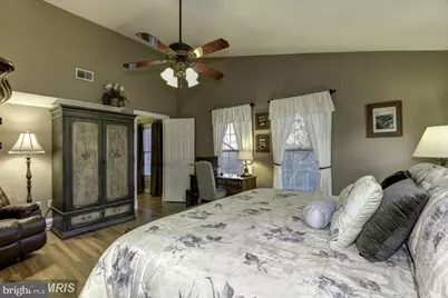 10501 Chancery Court, Fairfax, VA 22030 - Photo 13