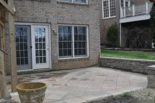 10084 Daniels Run Way, Fairfax, VA 22030 - Photo 19