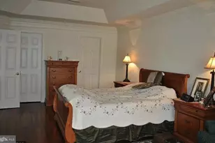 10084 Daniels Run Way, Fairfax, VA 22030 - Photo 15