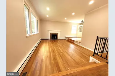 10242 Stratford Avenue, Fairfax, VA 22030 - Photo 7