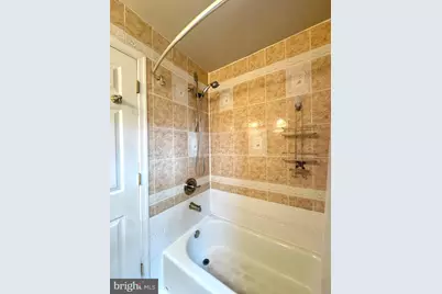 10710 Ashby Place, Fairfax, VA 22030 - Photo 15