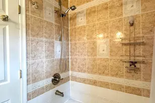 10710 Ashby Pl, Fairfax, VA 22030 - Photo 15