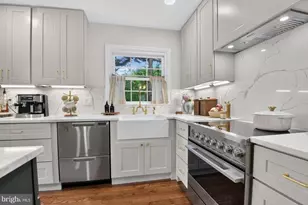 4020 Roberts Rd, Fairfax, VA 22032 - Photo 9