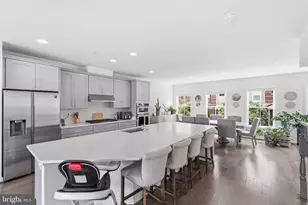 10720 Viognier Terrace, Fairfax, VA 22030 - Photo 3