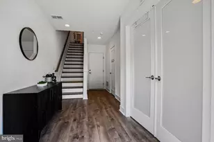 3509 Sutton Hts Cir, Fairfax, VA 22031 - Photo 3