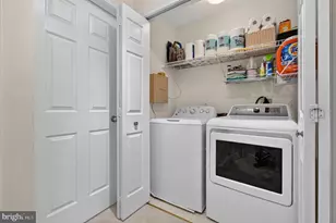10349 Sager Ave, Fairfax, VA 22030 - Photo 29