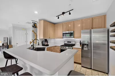 10349 Sager Avenue #301, Fairfax, VA 22030 - Photo 13