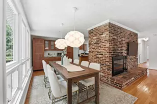 3414 Country Hill Dr, Fairfax, VA 22030 - Photo 11