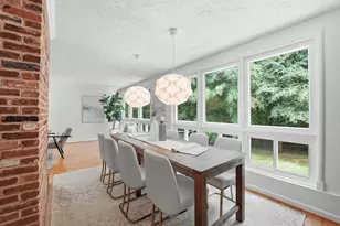 3414 Country Hill Dr, Fairfax, VA 22030 - Photo 9