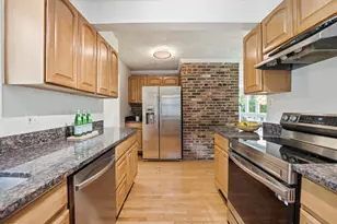 3414 Country Hill Dr, Fairfax, VA 22030 - Photo 17
