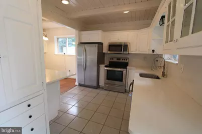 11000 Park, Fairfax, VA 22030 - Photo 9