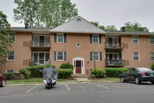 3874 Lyndhurst Dr, Fairfax, VA 22031 - Photo 1