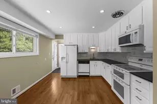 4216 Sideburn Rd, Fairfax, VA 22030 - Photo 15