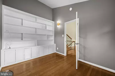 4216 Sideburn Road, Fairfax, VA 22030 - Photo 11