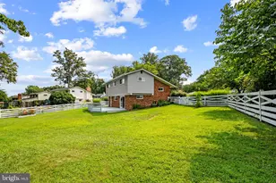 4216 Sideburn Rd, Fairfax, VA 22030 - Photo 47
