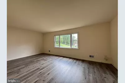 4104 Sideburn Road, Fairfax, VA 22030 - Photo 7