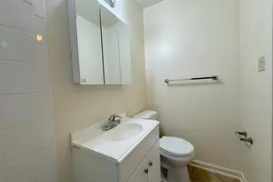 4104 Sideburn Rd, Fairfax, VA 22030 - Photo 17