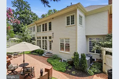 10090 Cover Place, Fairfax, VA 22030 - Photo 29