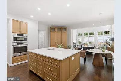 10090 Cover Place, Fairfax, VA 22030 - Photo 11