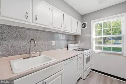 9453 Fairfax Boulevard #104, Fairfax, VA 22031 - Photo 11