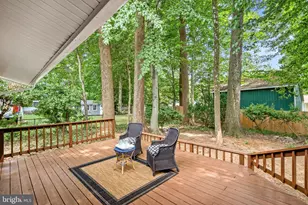 10217 Shiloh St, Fairfax, VA 22030 - Photo 43