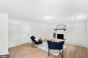 10217 Shiloh St, Fairfax, VA 22030 - Photo 33