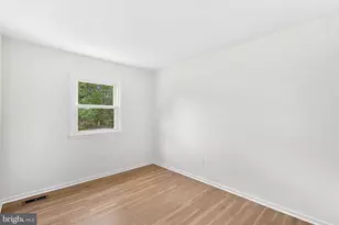 10217 Shiloh St, Fairfax, VA 22030 - Photo 31