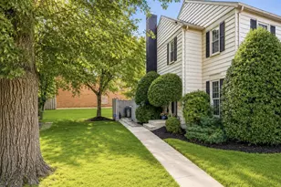 3991 Wilcoxson Dr, Fairfax, VA 22031 - Photo 3