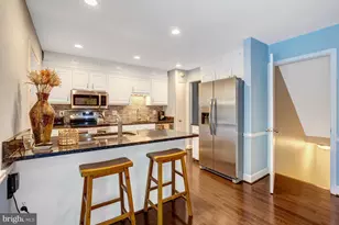 3991 Wilcoxson Dr, Fairfax, VA 22031 - Photo 21