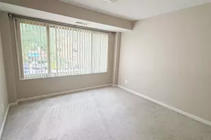 10570 Main St, Fairfax, VA 22030 - Photo 7