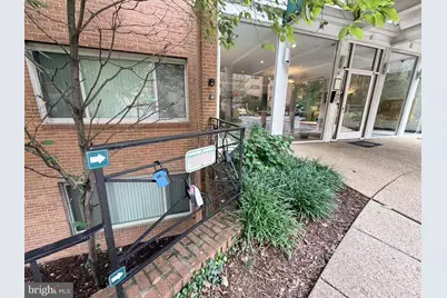 10570 Main Street #404, Fairfax, VA 22030 - Photo 11